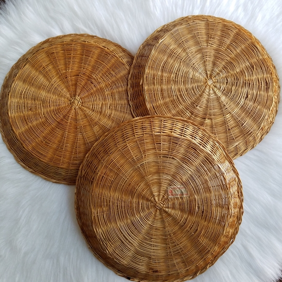 Vintage Boho Straw Plates (3 pc) - Picture 10 of 16